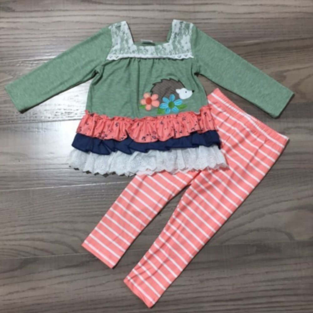 NEW Boutique Hedgehog Ruffle Tunic & Striped Leggings Girls Outfit Set